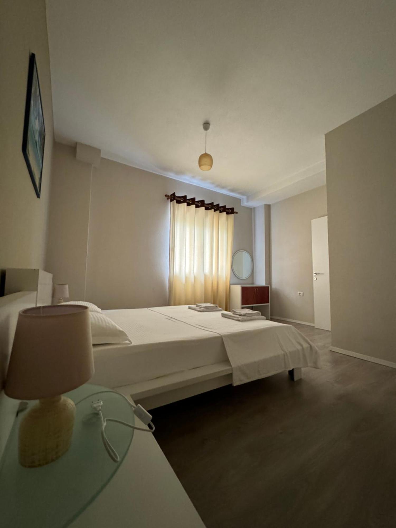 Violet'S Boutique Apartments Sarandë エクステリア 写真