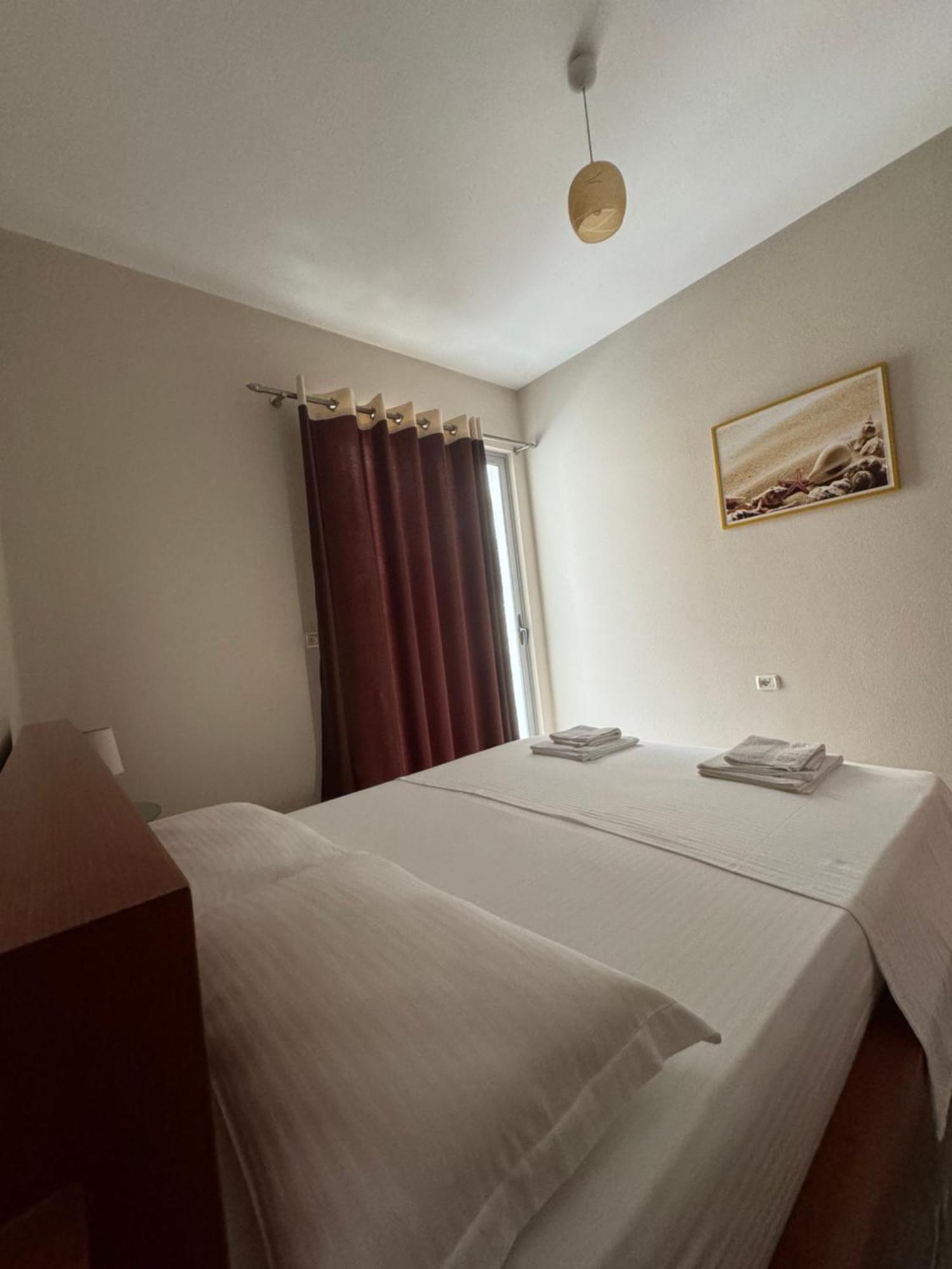 Violet'S Boutique Apartments Sarandë エクステリア 写真