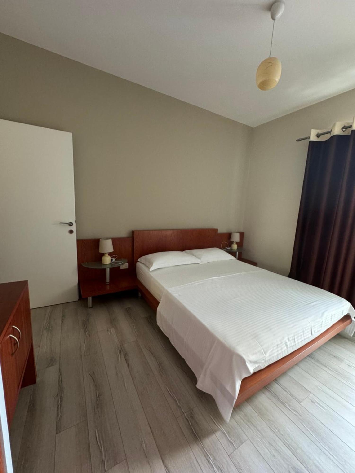 Violet'S Boutique Apartments Sarandë エクステリア 写真