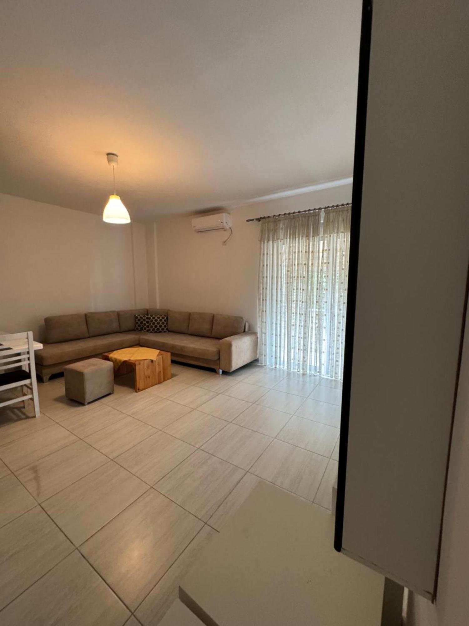 Violet'S Boutique Apartments Sarandë エクステリア 写真