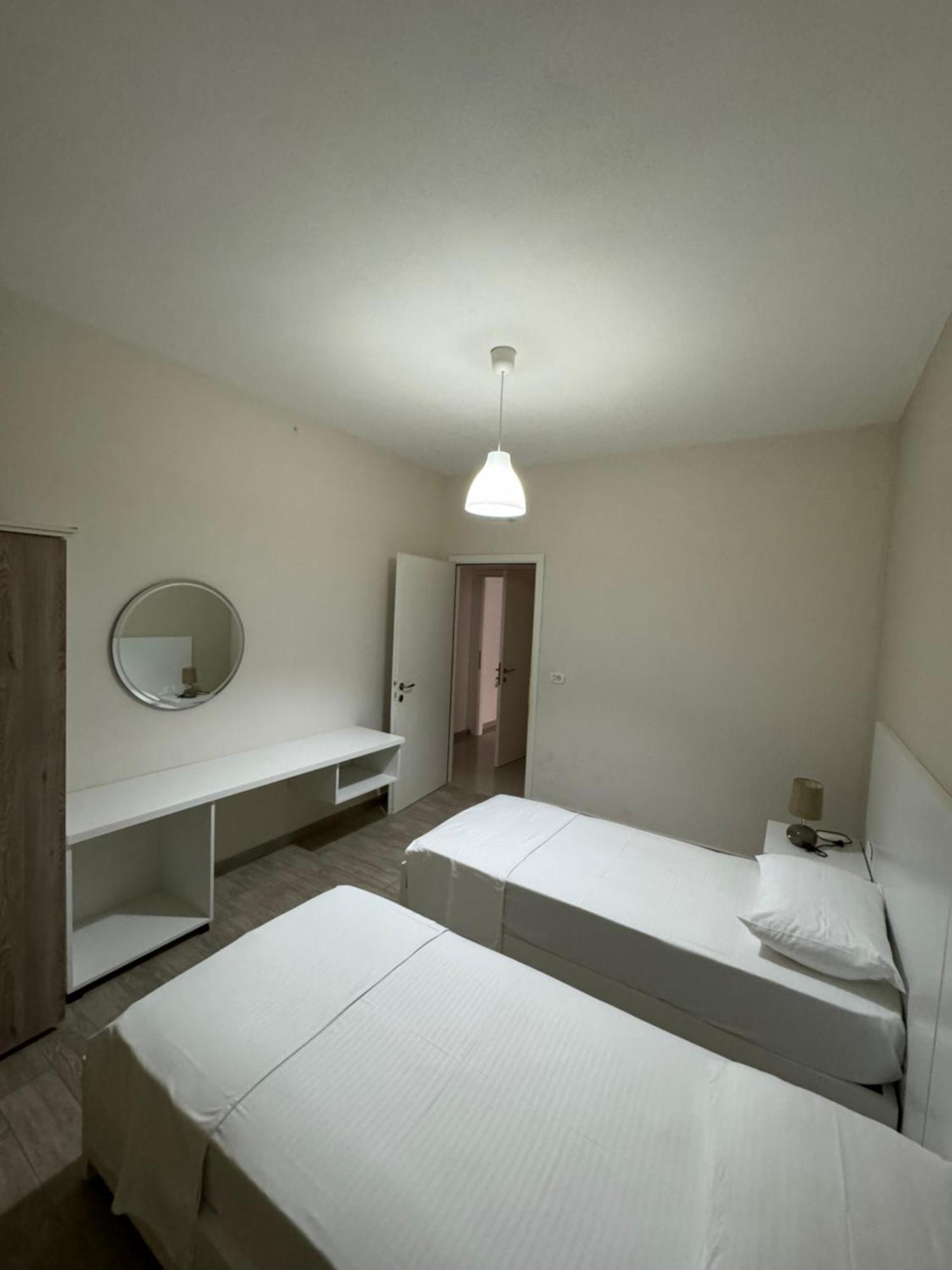 Violet'S Boutique Apartments Sarandë エクステリア 写真
